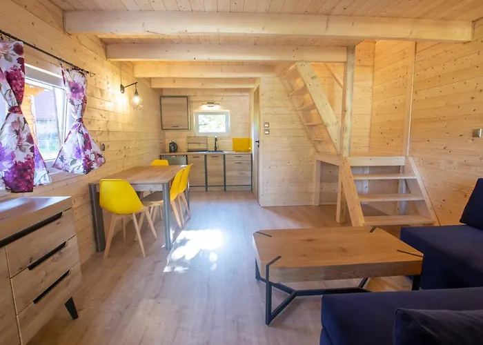 Domek * שצ'קלארסקה פוראובה